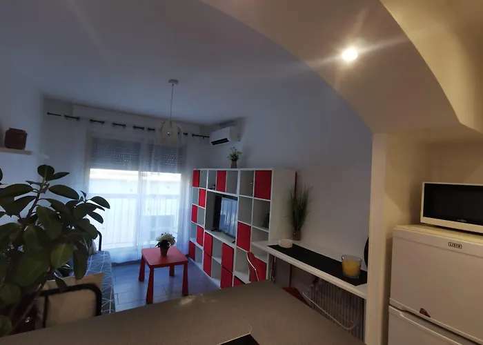 Studio Et Stationnement Offert Centre Hyeres